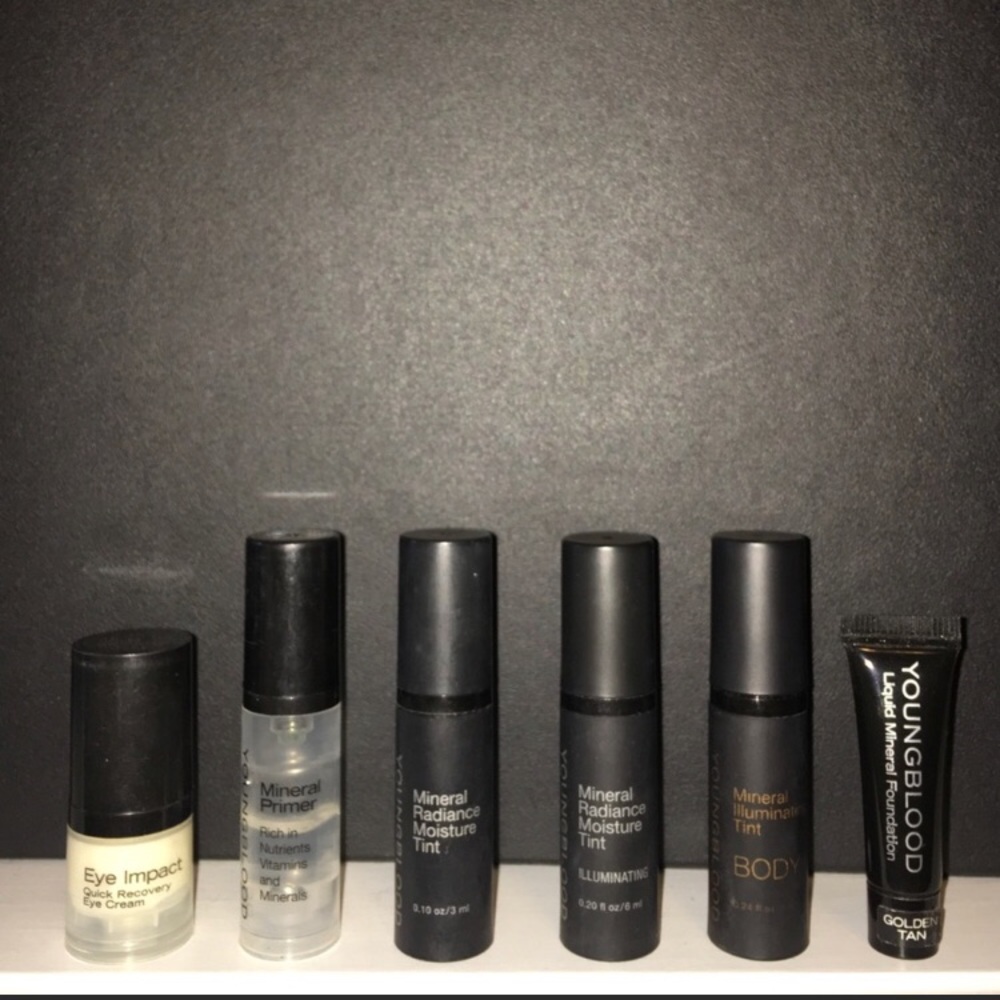 YoungBlood travel pack